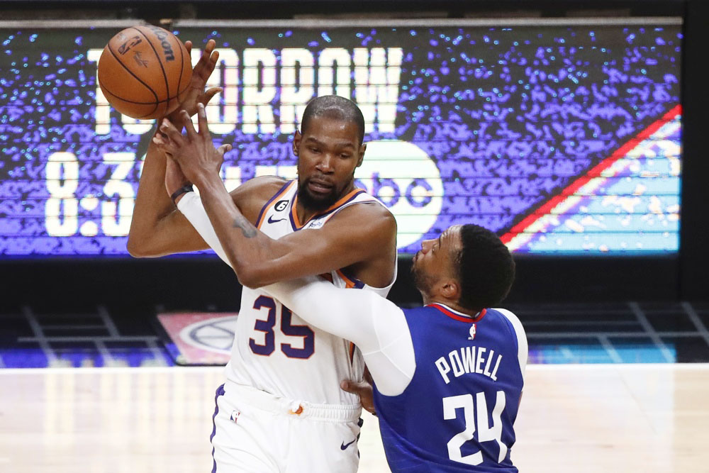 124-129: Booker rinde con 45 puntos a unos Clippers muy dignos sin Kawhi