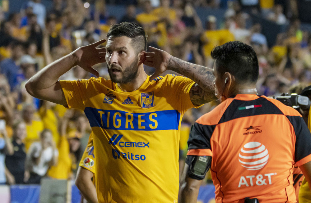El francés Gignac le da el triunfo a los Tigres del uruguayo Siboldi