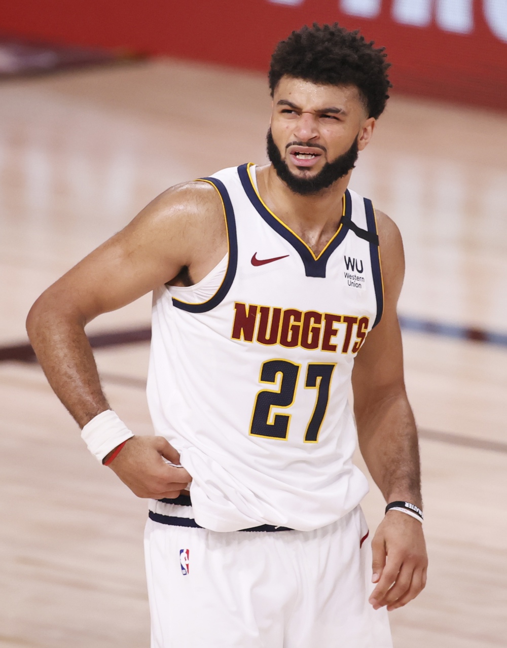 122-113. Jamal Murray da a los Nuggets doble ventaja ante los Wolves