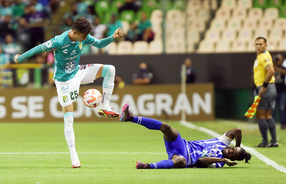 5-0. El c golea al Violette y pone un pie en la semifinal de Concacaf