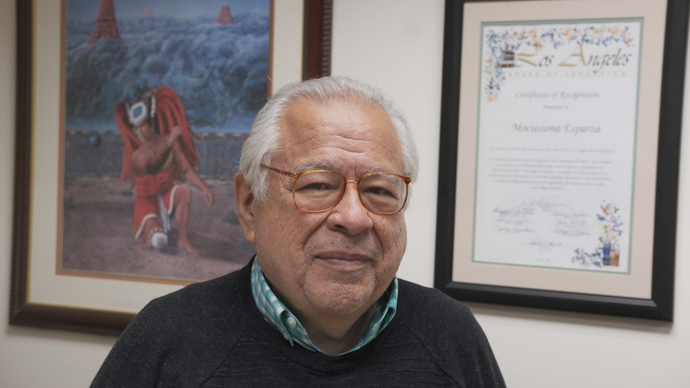 Moctesuma Esparza, productor de cine: “Hollywood es una industria racista”