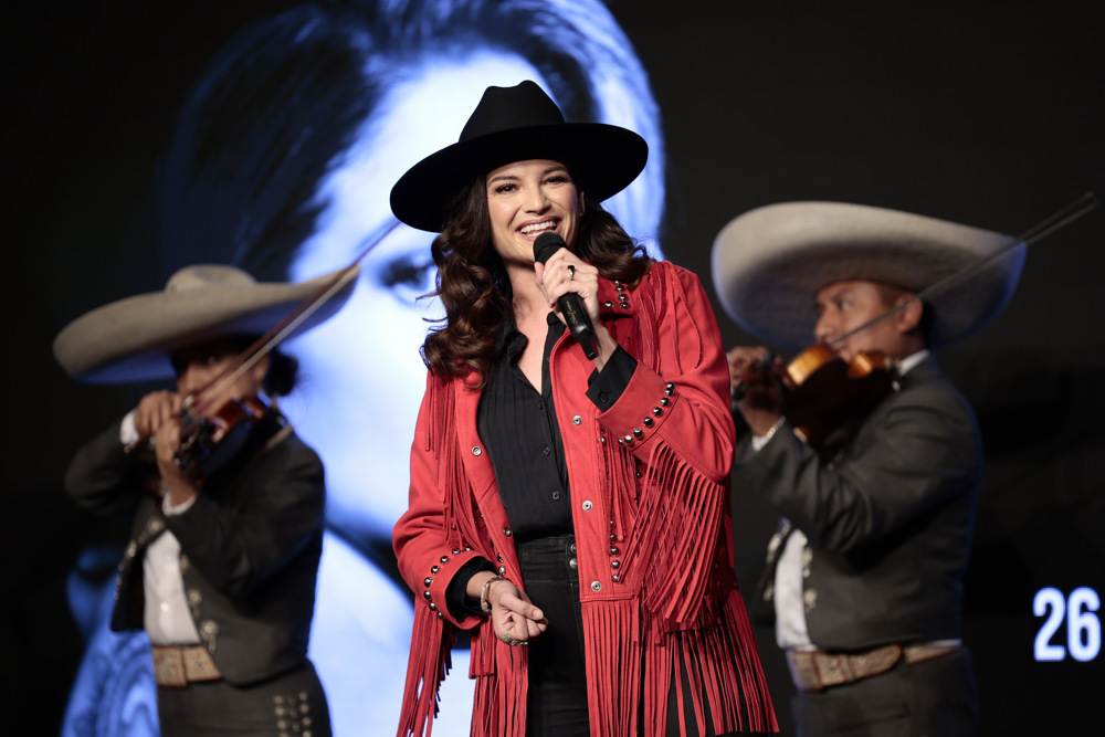 Natalia Jiménez ante su gira en México: “Me cuesta aceptar mi éxito a veces”