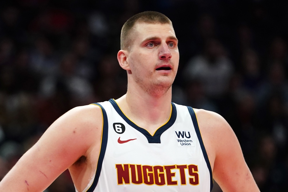 112-109: Los Nuggets sentencian a los Wolves y superan la primera ronda