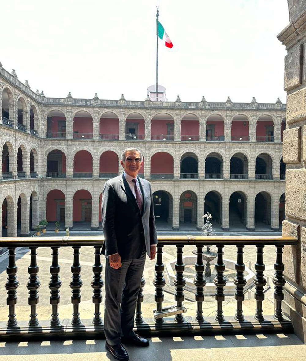 Participa gobernador de Tamaulipas en reunión n Palacio Nacional