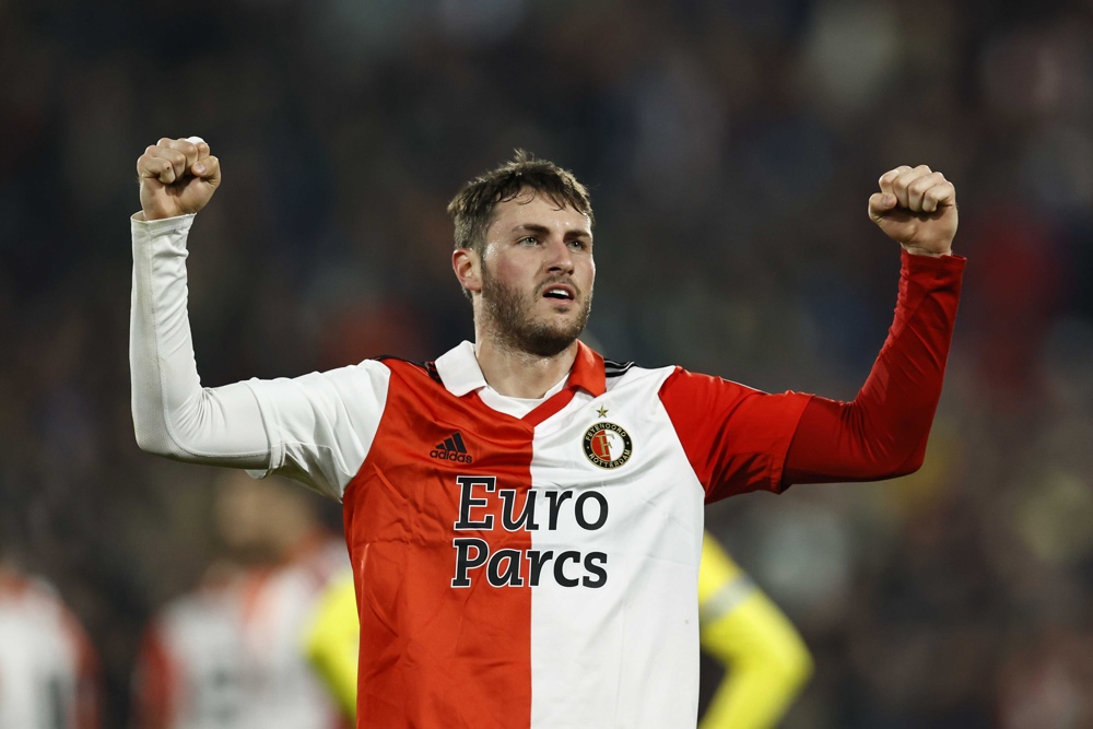 5-1. El Feyenoord con Santiago Giménez, en modo campeón