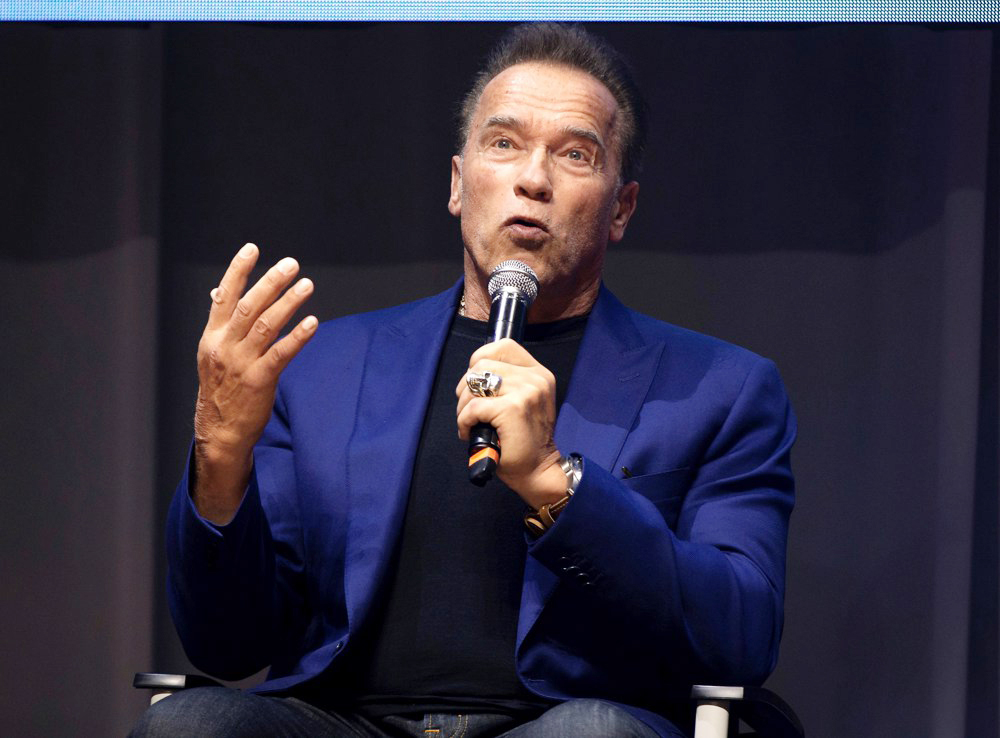 Schwarzenegger recuerda el pasado nazi de su familia para que sea un ejemplo