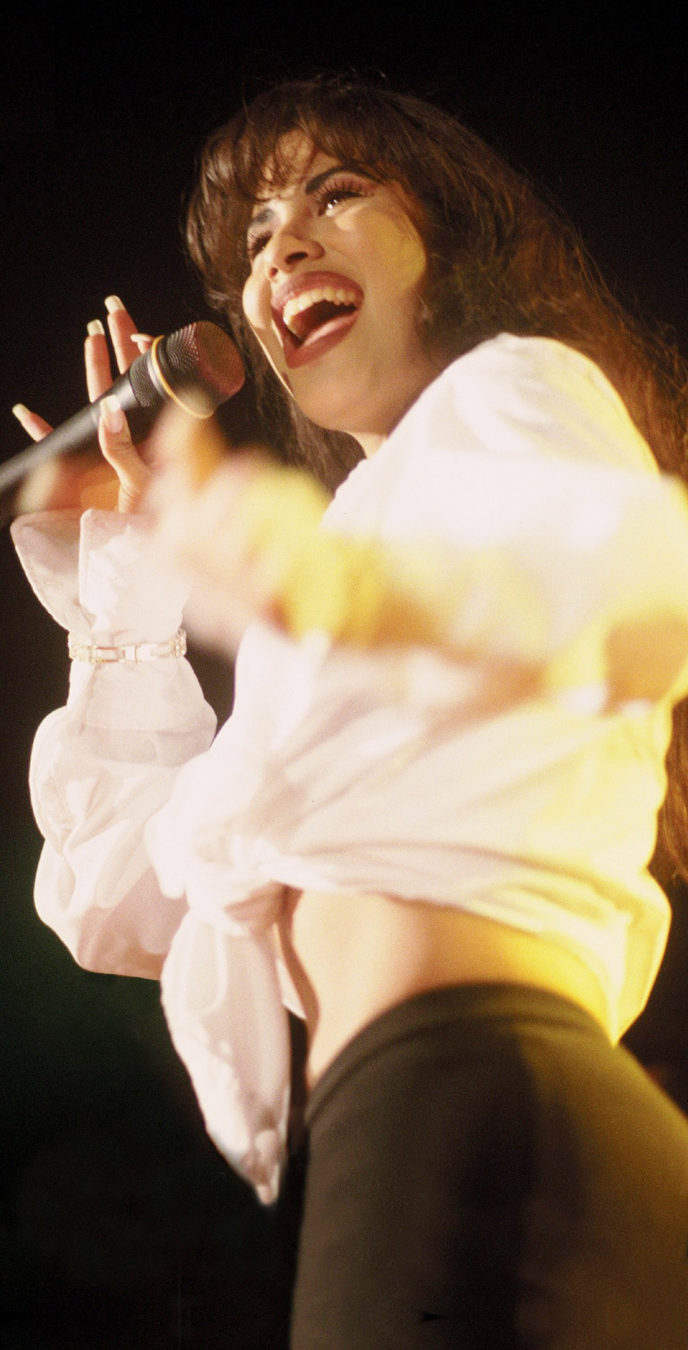 Congresista latina nomina álbum de Selena para la Biblioteca del Congreso