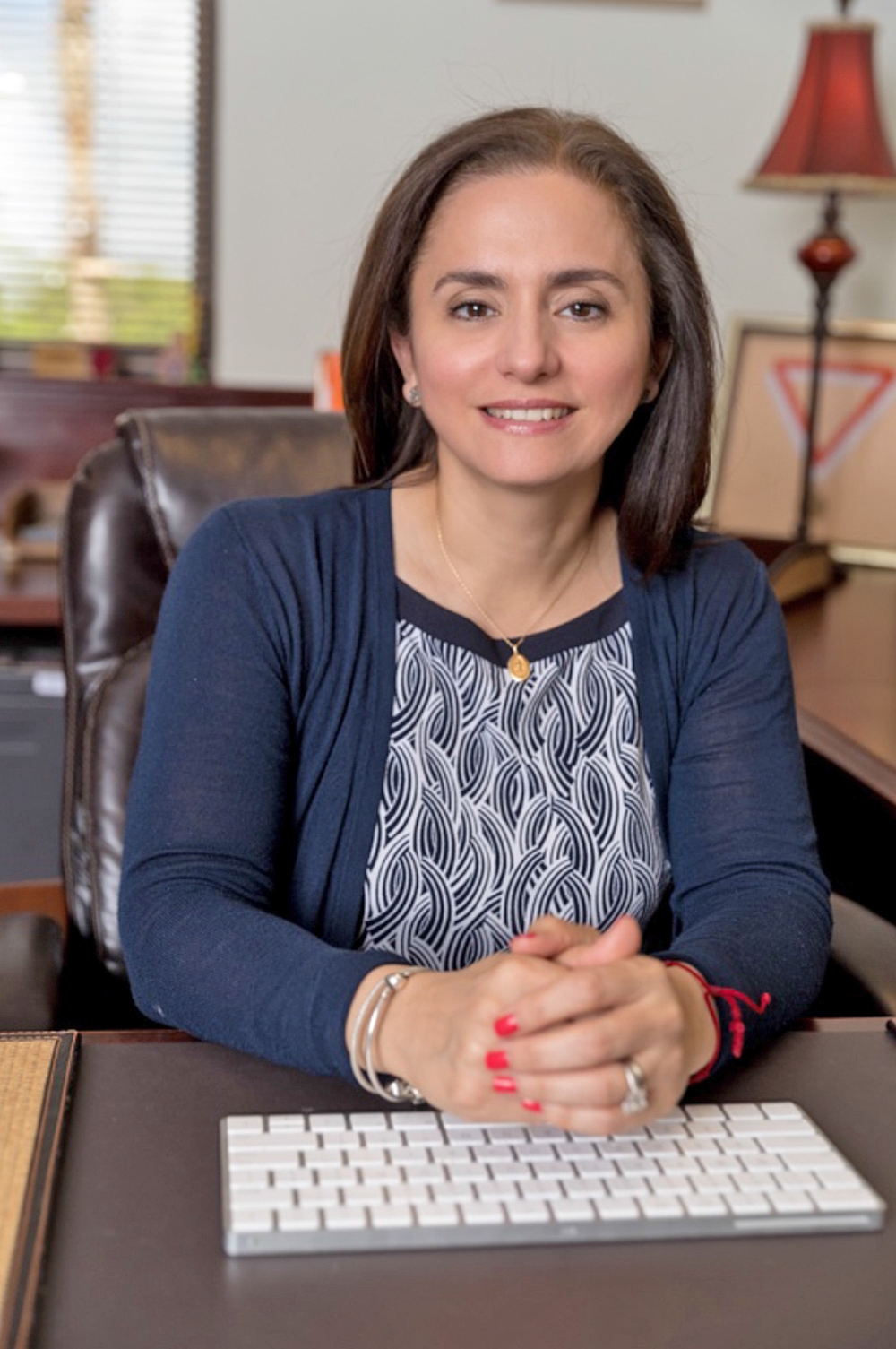 Gobernador Abbott nombra nuevamente a Alma D. Rodríguez para la certificación de la Junta Estatal de Educadores