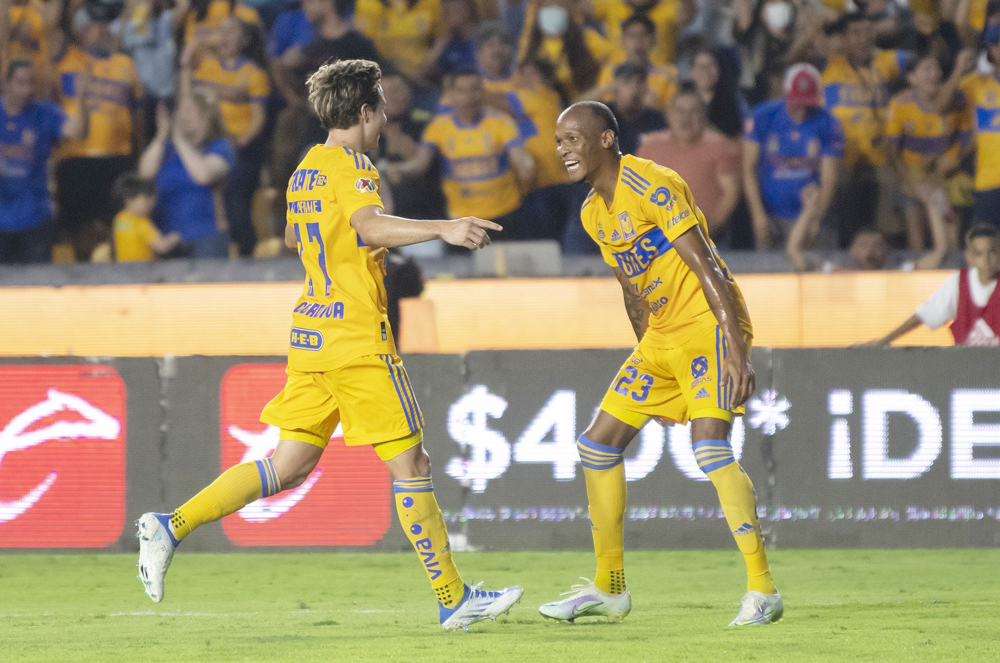 Los Tigres del colombiano Quiñones reciben al León del chileno Dávila