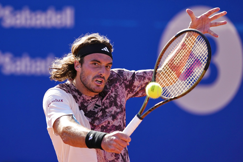 Tsitsipas y Khachanov encabezan el ‘field’ del Abierto de Los Cabos
