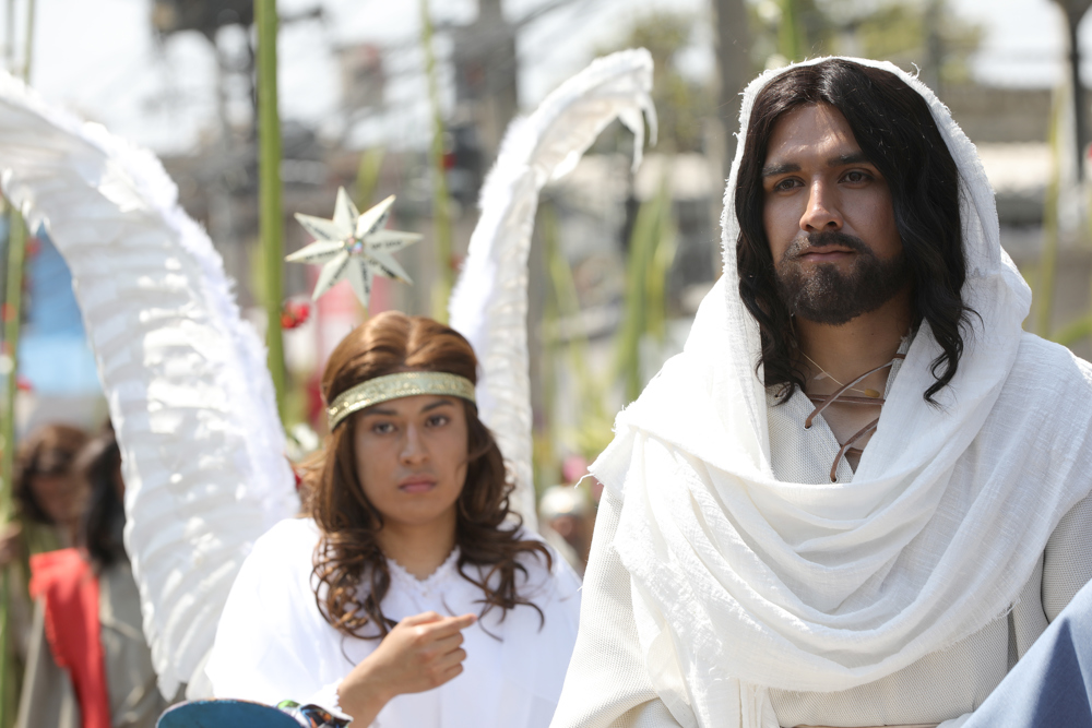 El viacrucis mexicano de Iztapalapa retoma normalidad y espera a millones