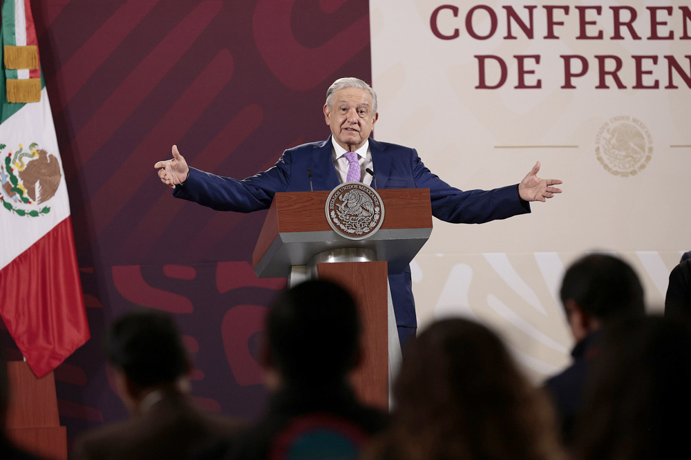 López Obrador apoya que El Salvador pida renuncia de autoridades mexicanas