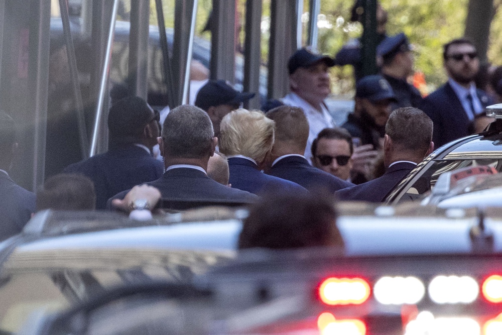 Donald Trump se declara no culpable de pagos irregulares a actriz porno