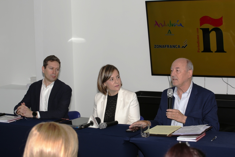 El peso de los latinos en EEUU añade relevancia a los medios en español