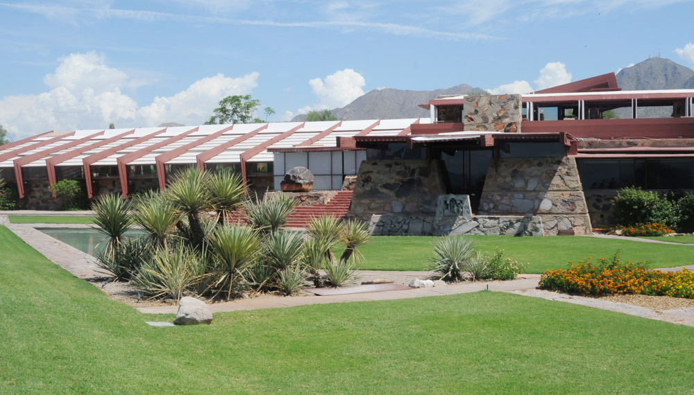 La arquitectura de Frank Lloyd Wright toma forma de zapatillas