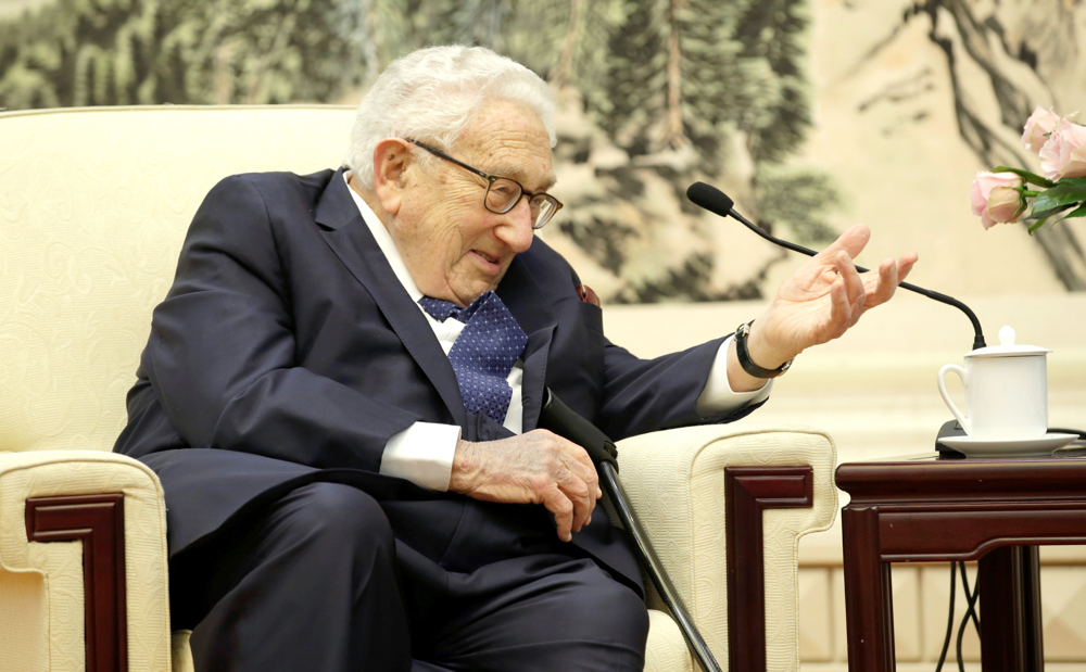Henry Kissinger cumple 100 años agrandando un mito roto