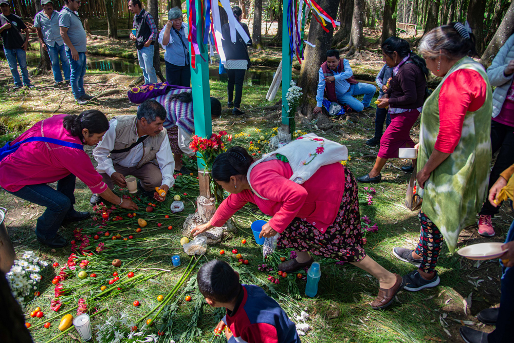 Indígenas del sur de México realizan ritual contra la crisis climática