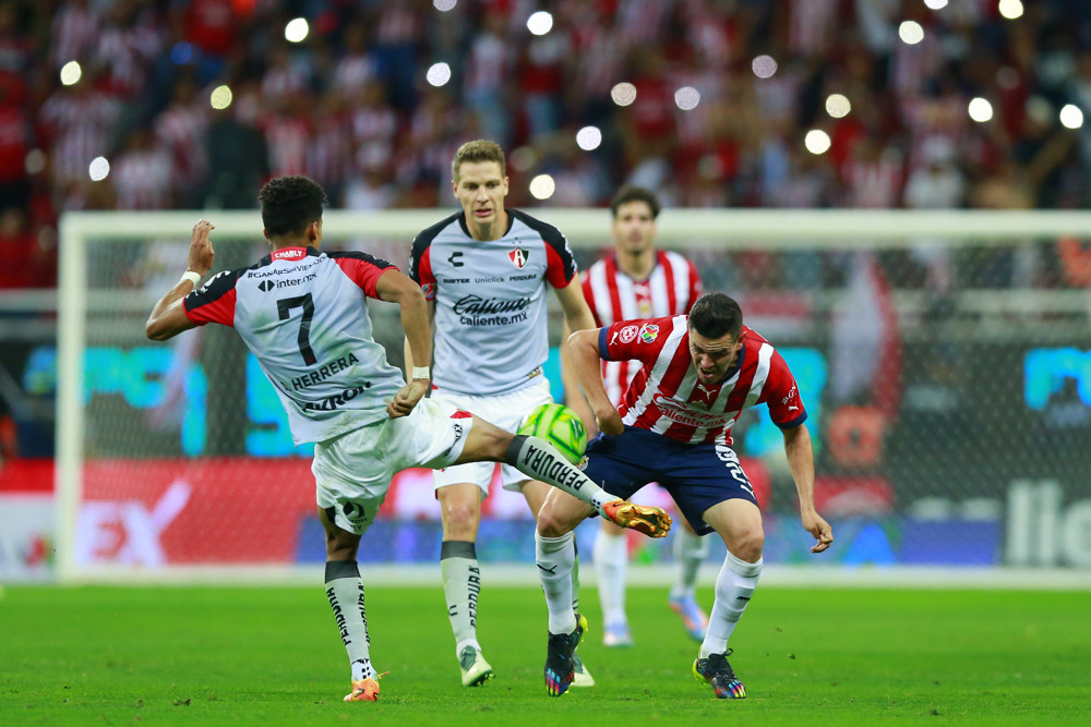 El Guadalajara del serbio-español Paunovic elimina al Atlas y retará al América