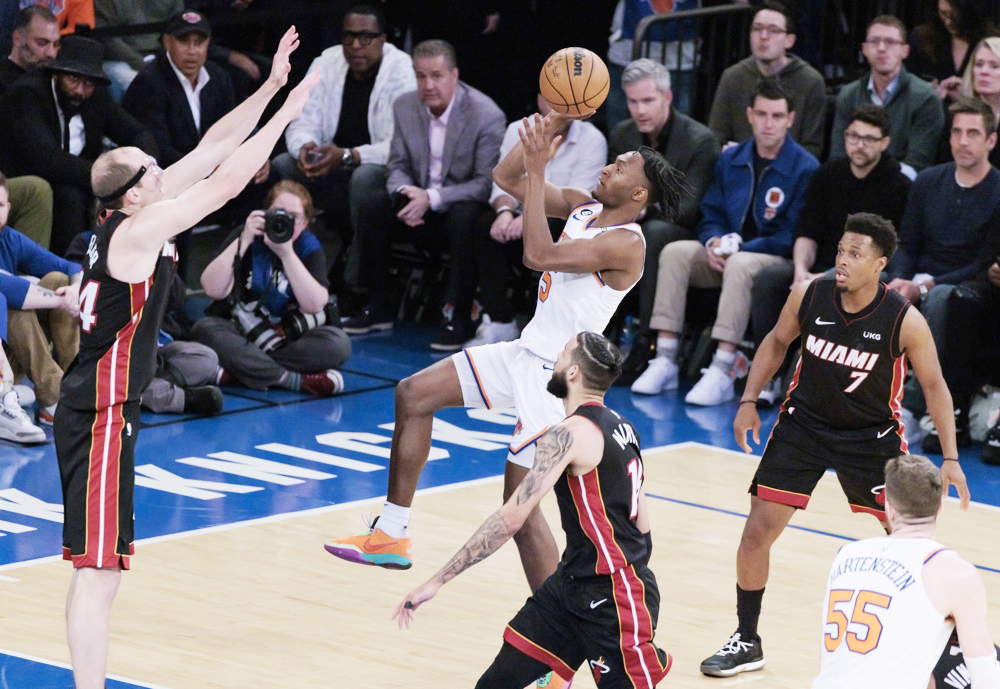 111-105. Brunson salva a los Knicks de un desastre