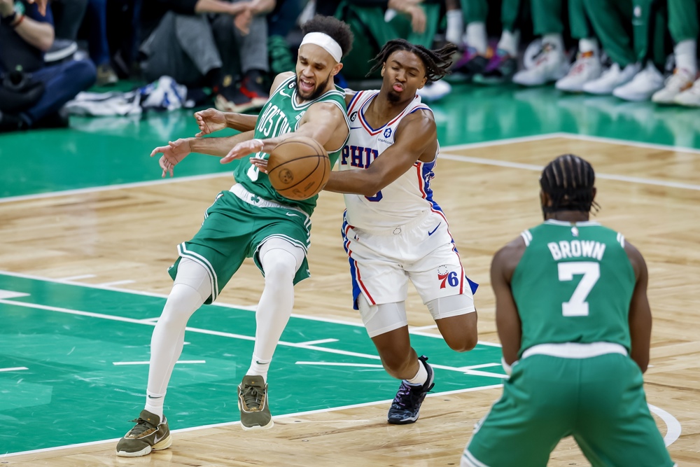121-87. Los Celtics revientan el regreso de Embiid ya como MVP