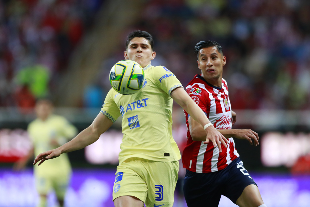 Las Chivas del serbio-español Paunovic reciben al América de Valdés en el derbi mexicano