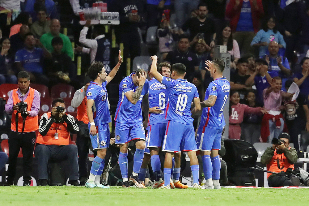 Cruz Azul, del defensor paraguayo Escobar, abre la repesca con Atlas