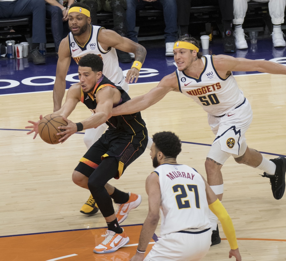 Jokic y su roce con el dueño de Suns: “Se supone que la NBA debe protegernos”