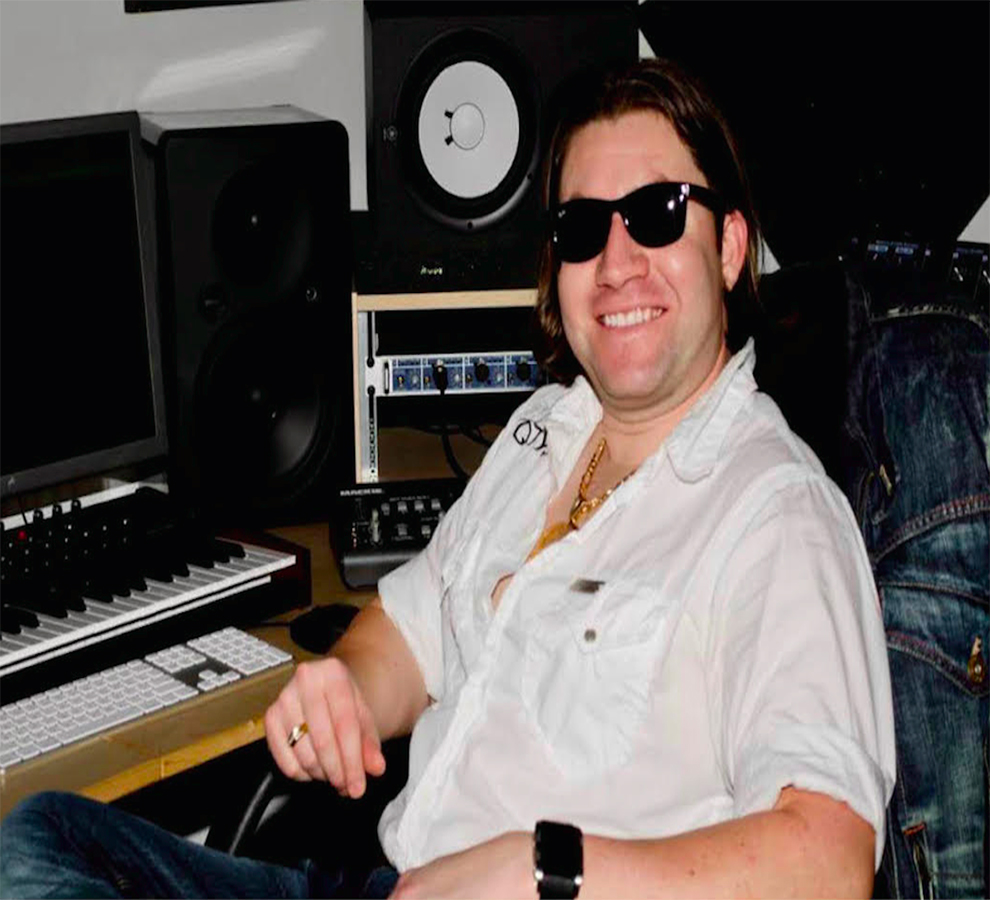 Inmigrante cubano Yatxan Labrada de mago a genio de la música   