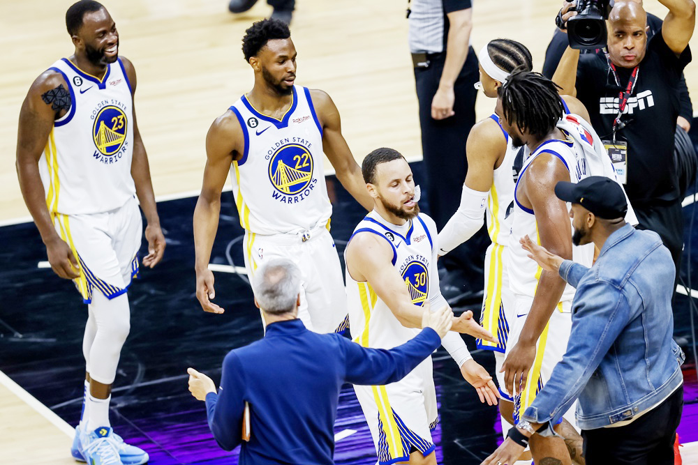Curry: “Los Lakers son un rival completamente distinto respecto a los Kings”