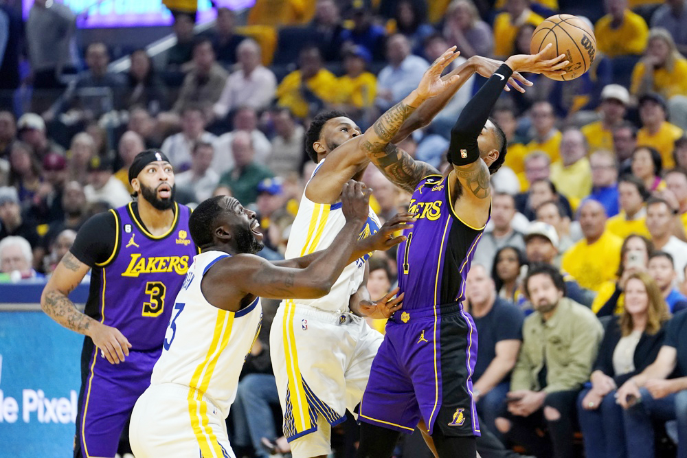 LeBron James: “Los Warriors jugaron excepcionalmente bien esta noche”