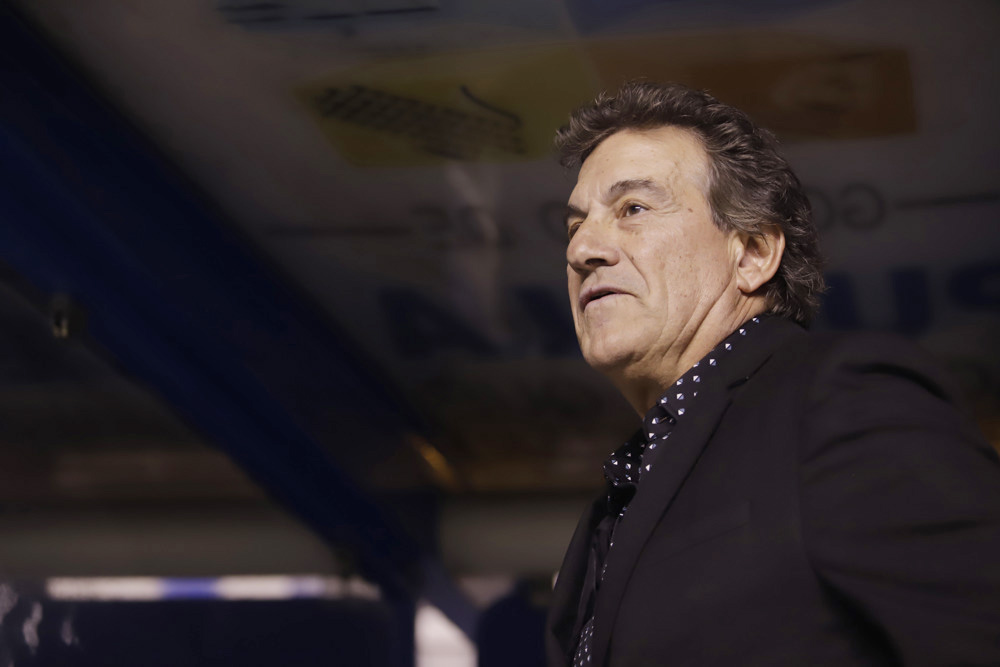 Mazatlán despide al entrenador argentino Rubén Romano y a ocho jugadores