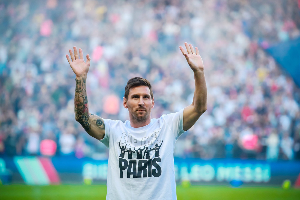 Qué pierde el PSG con el adiós de Messi:derechos de TV, venta de camisetas…