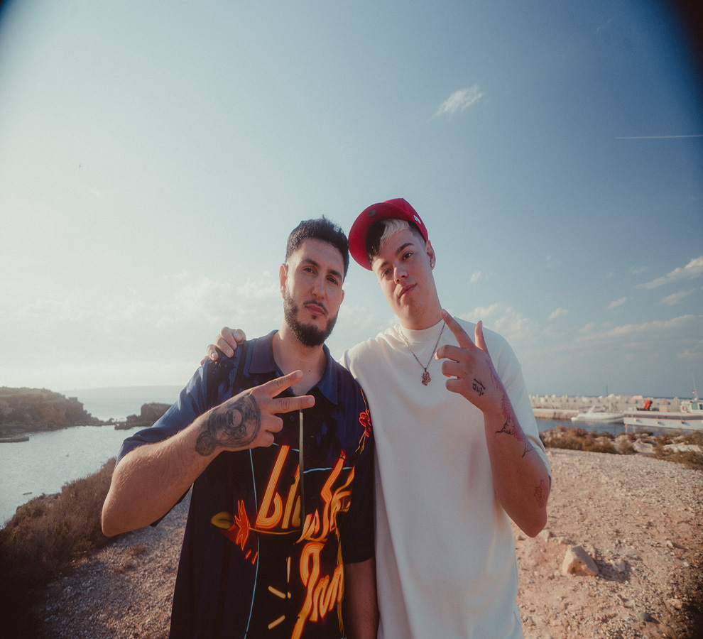 OMAR MONTES une fuerzas con  el artista revelación Saiko para el himno de verano “Arena y Sal”