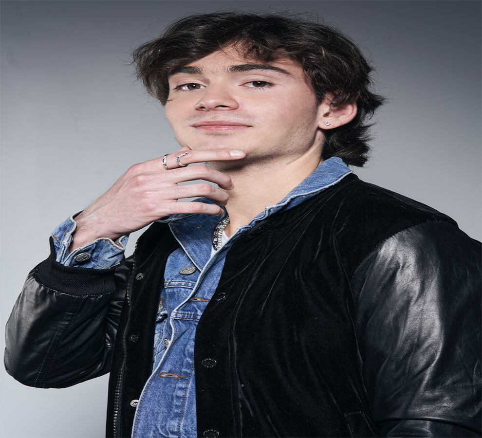 El hit de Sebastian Esquivel “Bélico y Cholo” en colaboración con Yerai R certificado diso de oro en EE.UU y México
