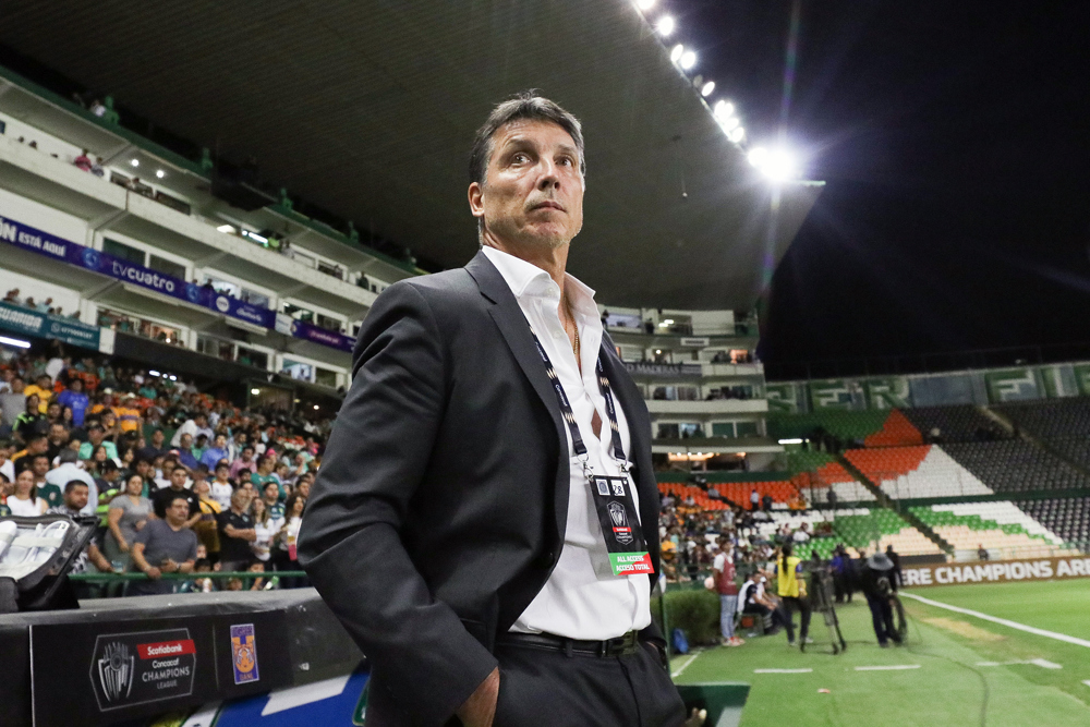 Siboldi, el portero que descendió con Tigres, está a un paso darles un título