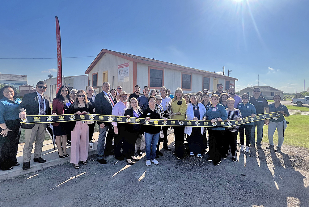 Inauguran edificio anexo de atención primaria de UT Health RGV AHEC