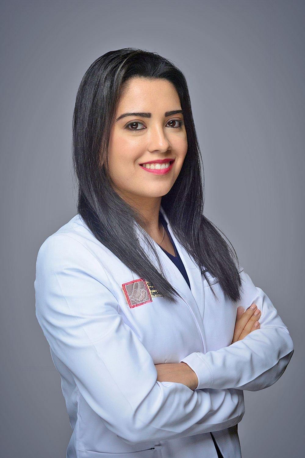 Dra. Indira Perales regresa al Valle para atender a las mujeres