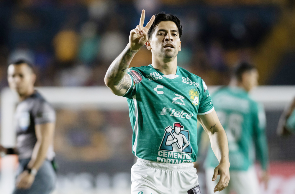 León de chileno Dávila reta a Tigres de colombiano Quiñones en duelo decisivo