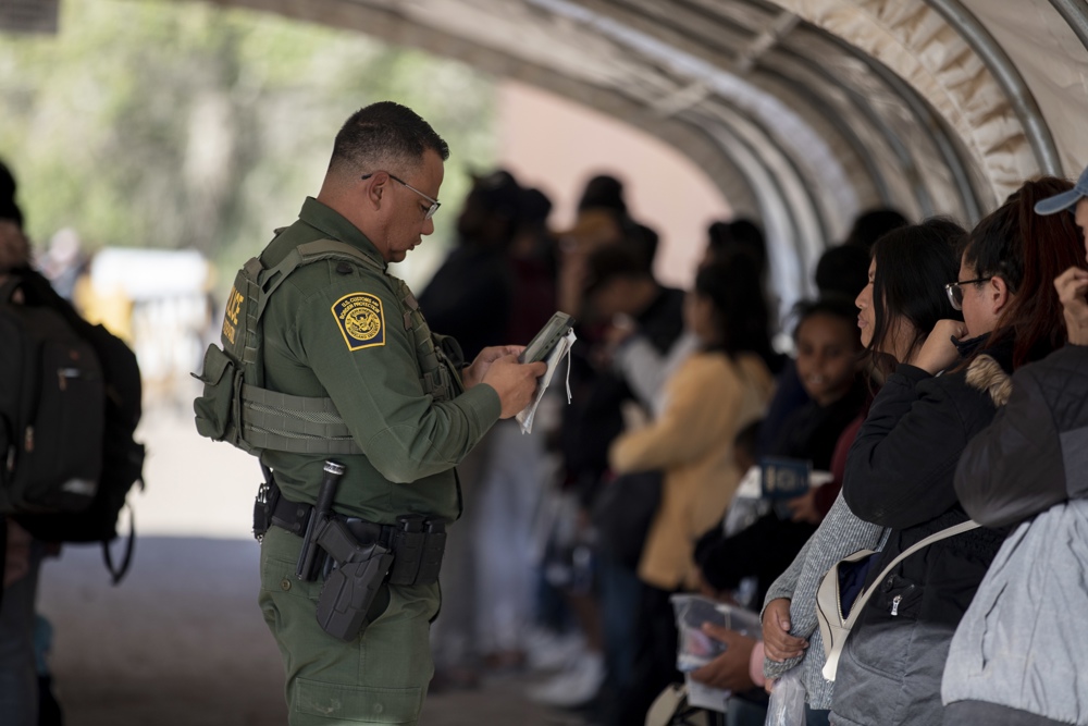 EE.UU. no ha detectado un incremento de cruces en la frontera con México tras el Título 42