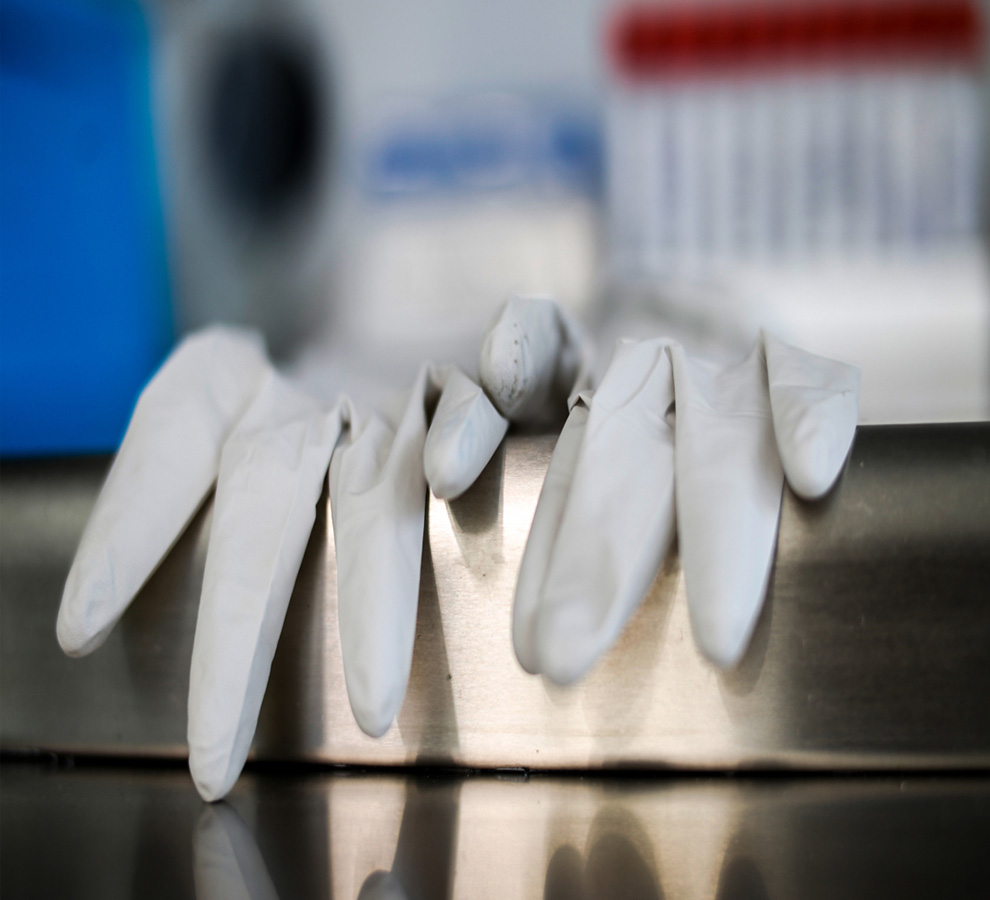 Mujeres tienen menor acceso a la salud, señalan expertos