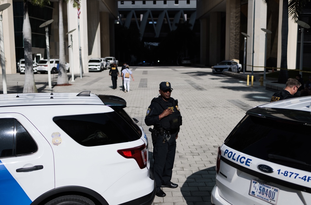 Se tragó cocaína en un control de tráfico y fue al hospital antes que a la cárcel