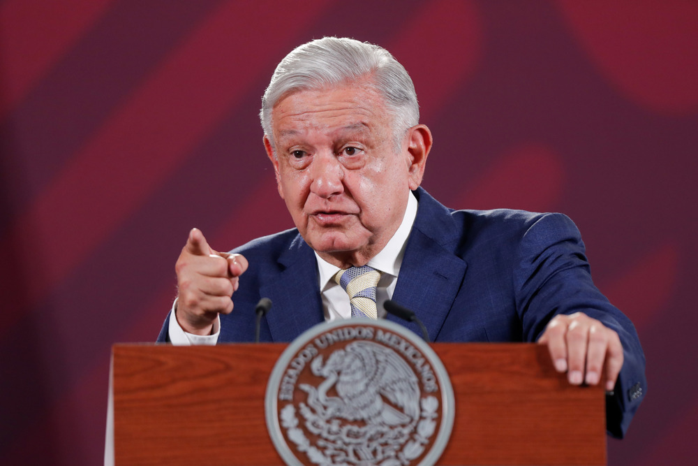 López Obrador pide unidad a los aspirantes presidenciales de su partido