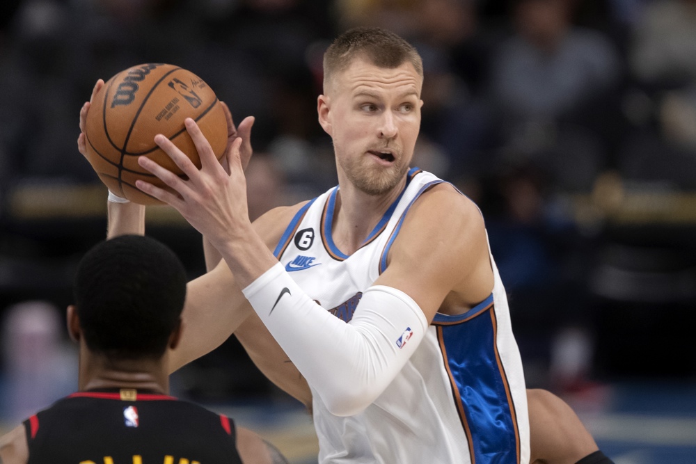 Los Celtics acuerdan con los Wizards el fichaje de Porzingis y enviarán a Brogdon a los Clippers