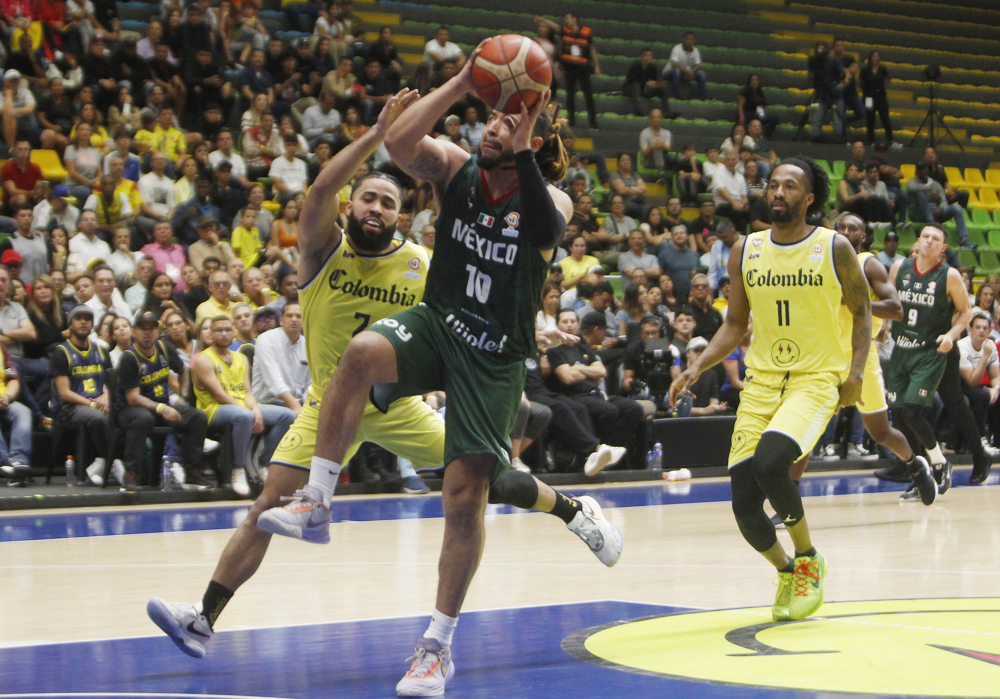 Gabriel Girón lidera la selección de baloncesto de México en San Salvador