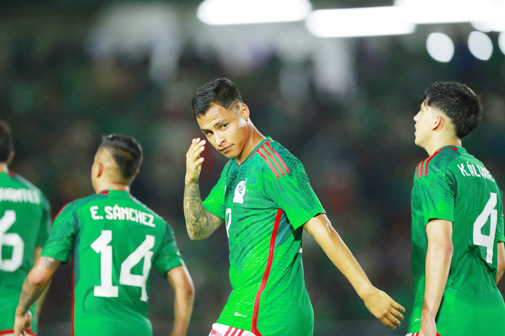 México se mide a Camerún, su último ensayo antes de retar a EE.UU. en la Liga de Naciones