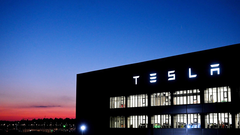 La Universidad de Monterrey anuncia estudios enfocados en la llegada de Tesla a México