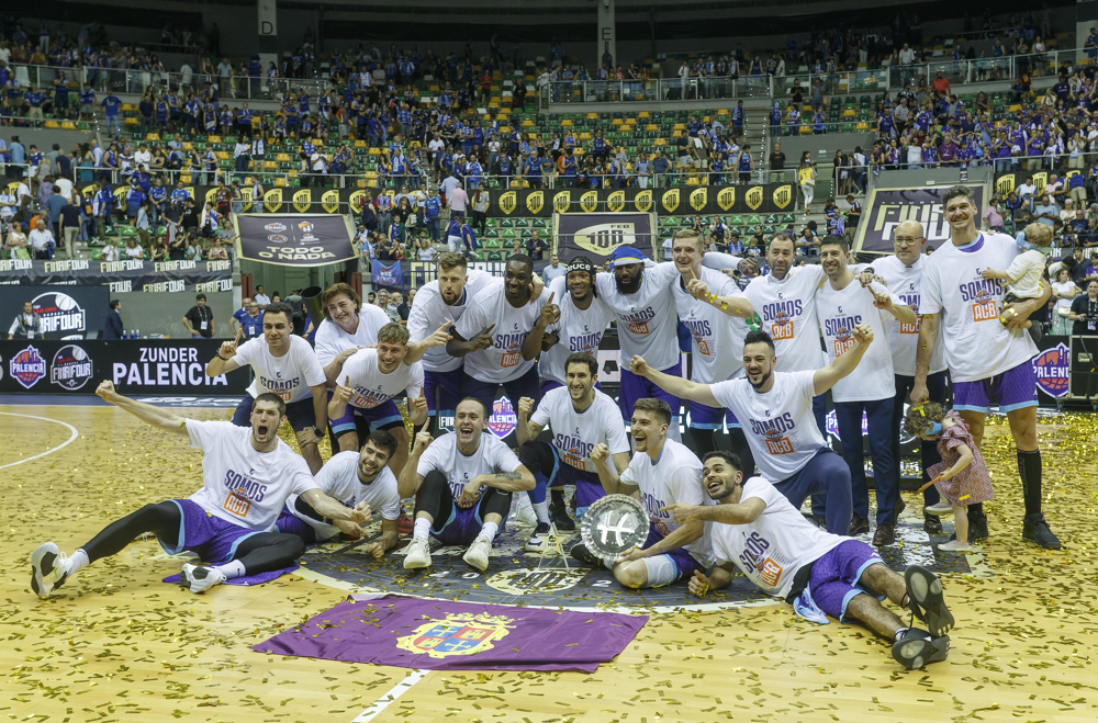 Zunder recarga el baloncesto en Palencia