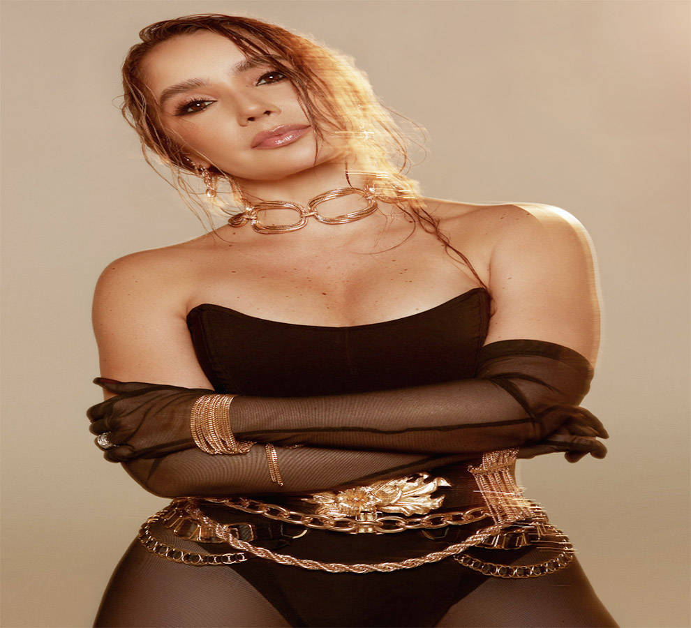 PAOLA JARA  ícono de la música regional colombiana, celebra sus 2 primeras nominaciones a Premios Juventud