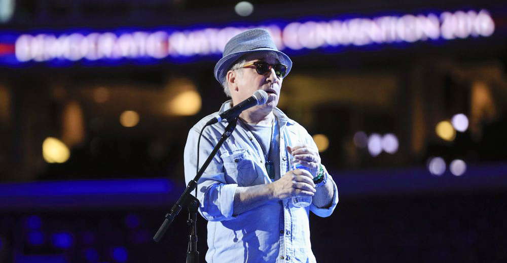 Paul Simon vende a BMG los derechos de su música en su época de Simon&Garfunkel