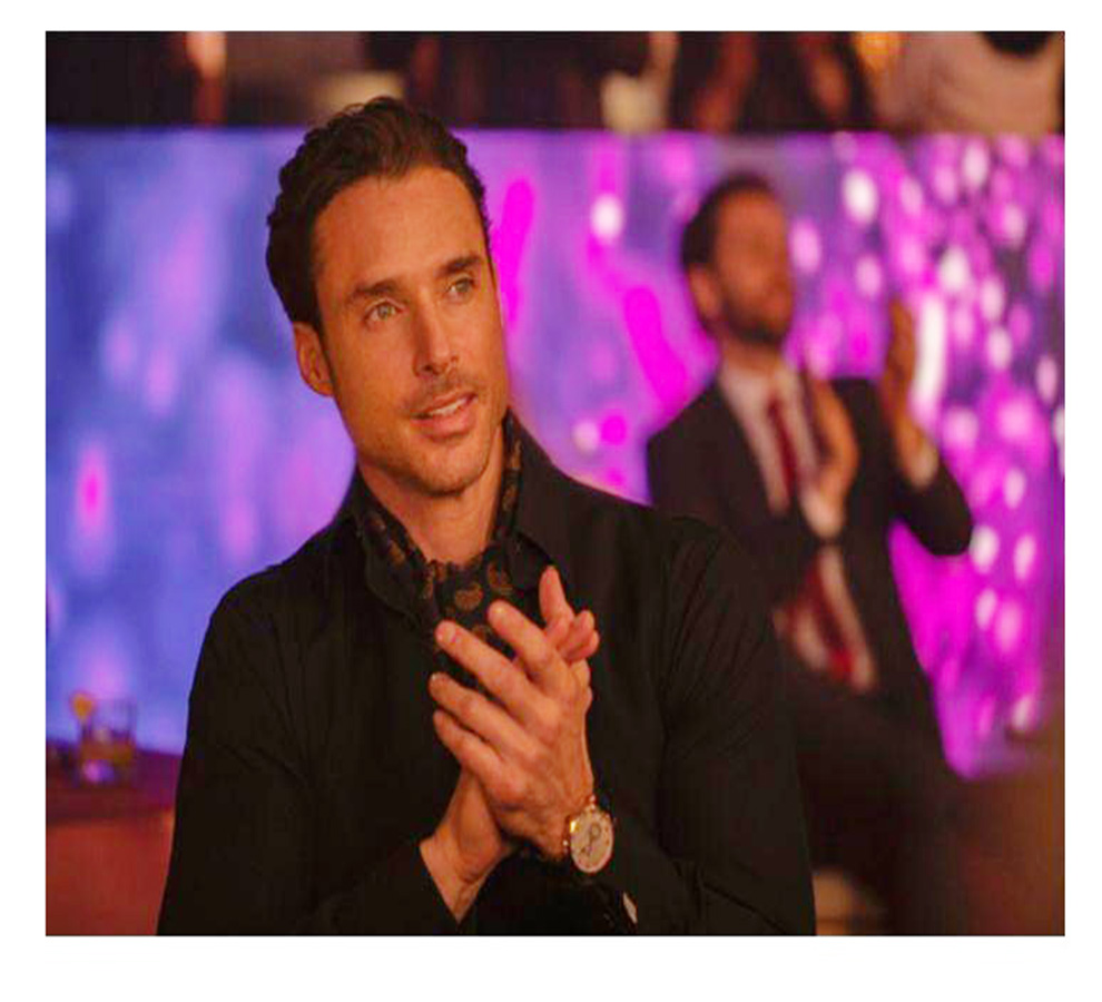 Rodolfo Salas protagoniza drama erótico “Perfil falso”
